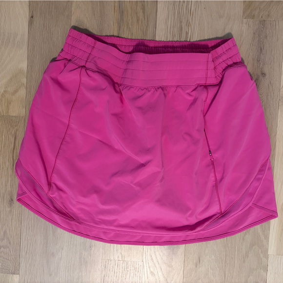 lululemon athletica Pants - Lululemon Hot Pink Athletic Skort – Size 8 – Built-In Shorts